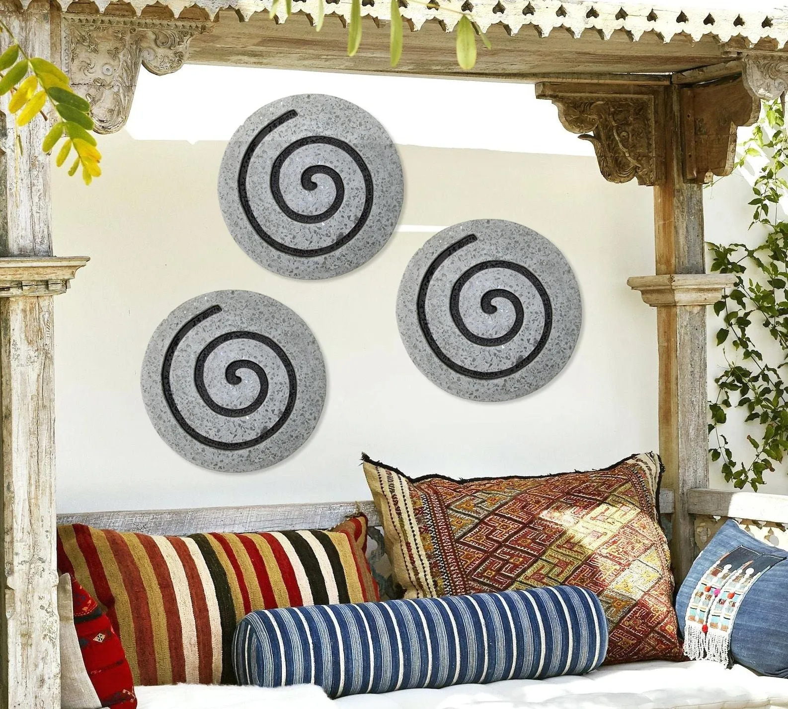 19" Gray Round Modern Spiral Wall Art By Homeroots