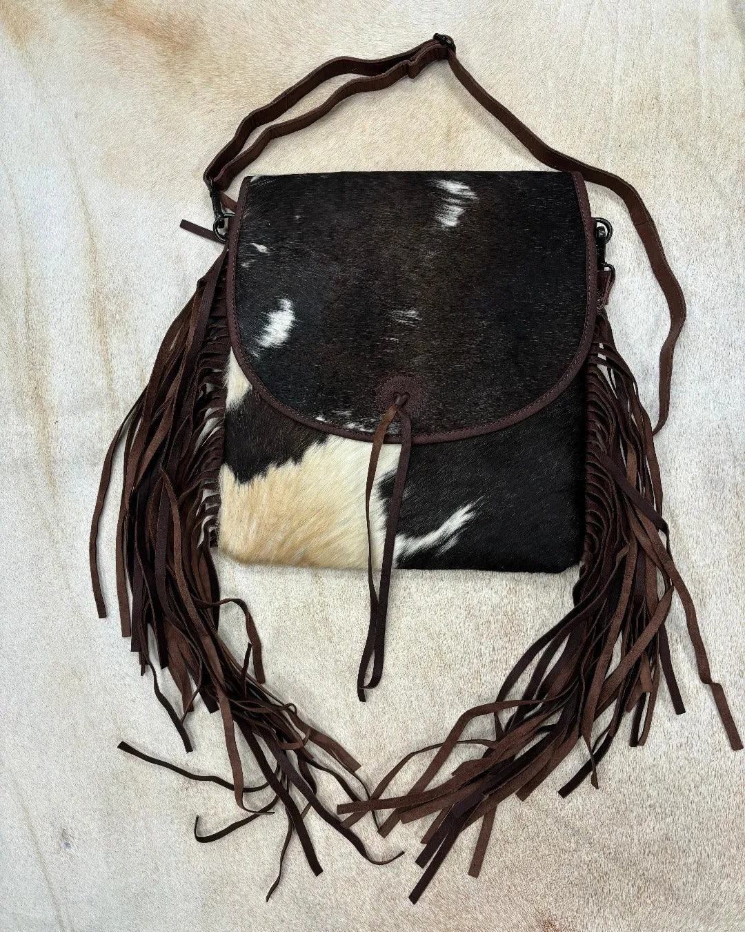 American Darling Cowhide Hair-On Concealed Carry Crossbody Purse ADBGZ358