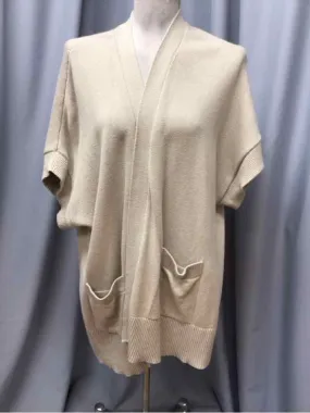 BANANA REPUBLIC SIZE MEDIUM Ladies TOP