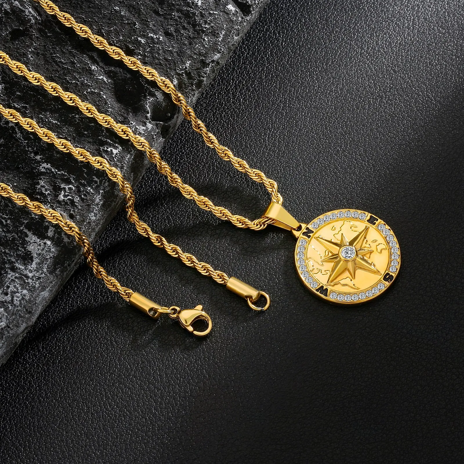 Compass Coin Pendant Necklace for Men CPDT