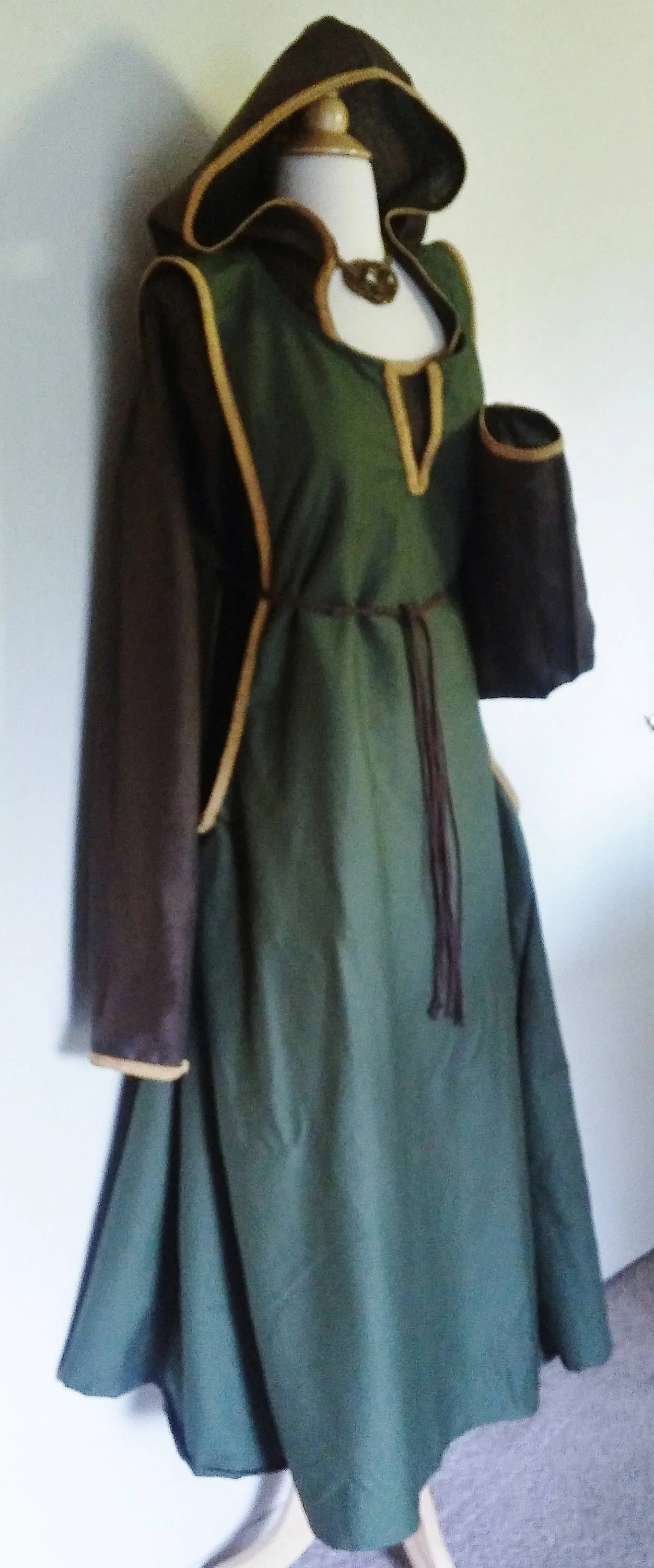 Custom Sideless Surcoat in Linen