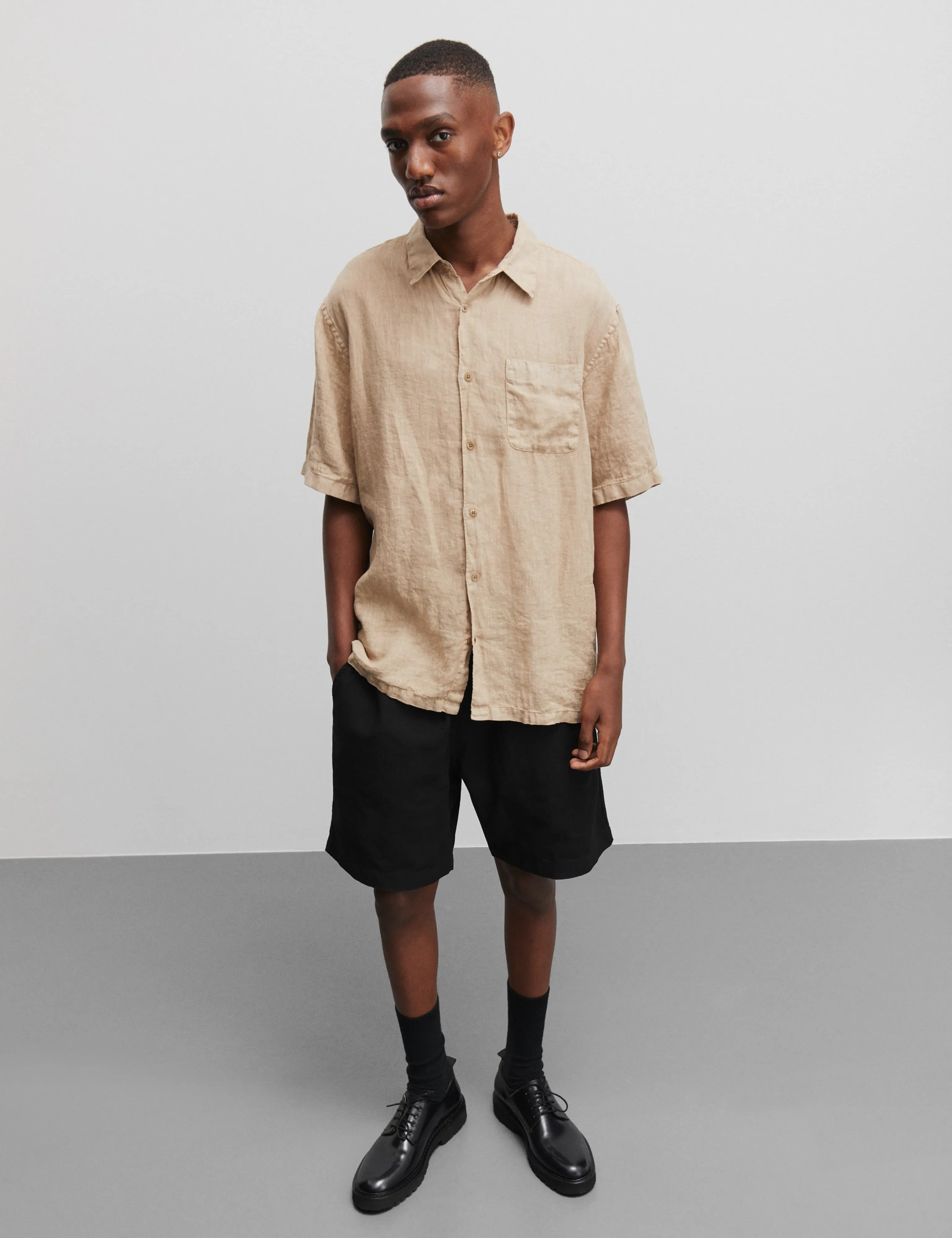 Dyed Linen Victor Shirt SS, Kelp