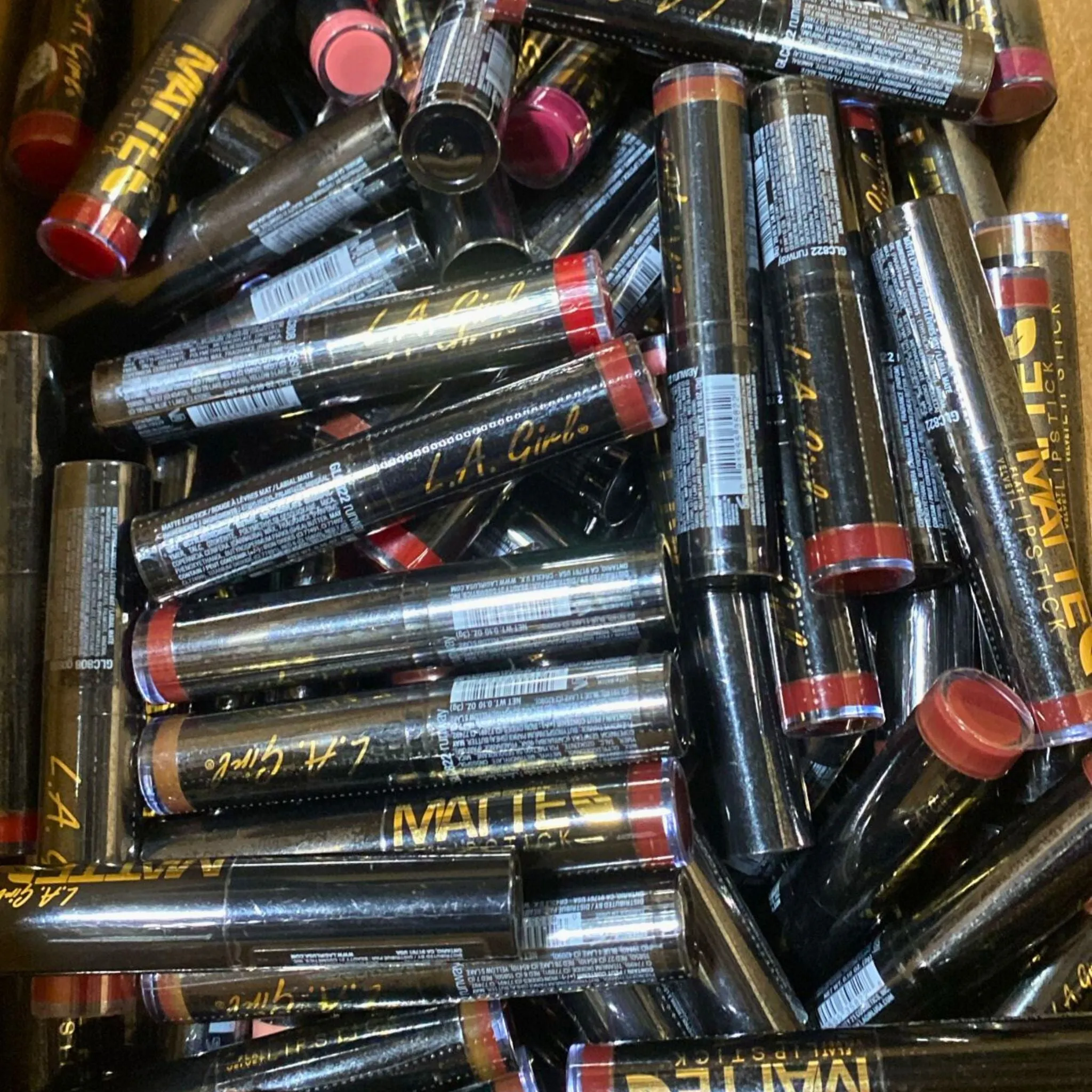 LA Girl Matte Flat Velvet Lipstick Assorted Mix (50 Pcs Lot)