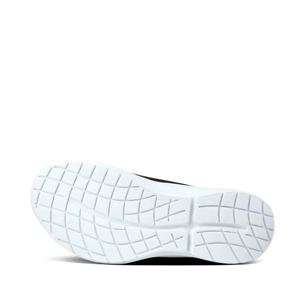 OOfos Women's OOmg Sport Low Shoe in Black/White