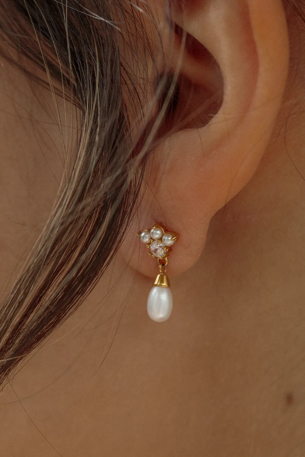 Pearl Zirconia Stud 14K Gold Plated