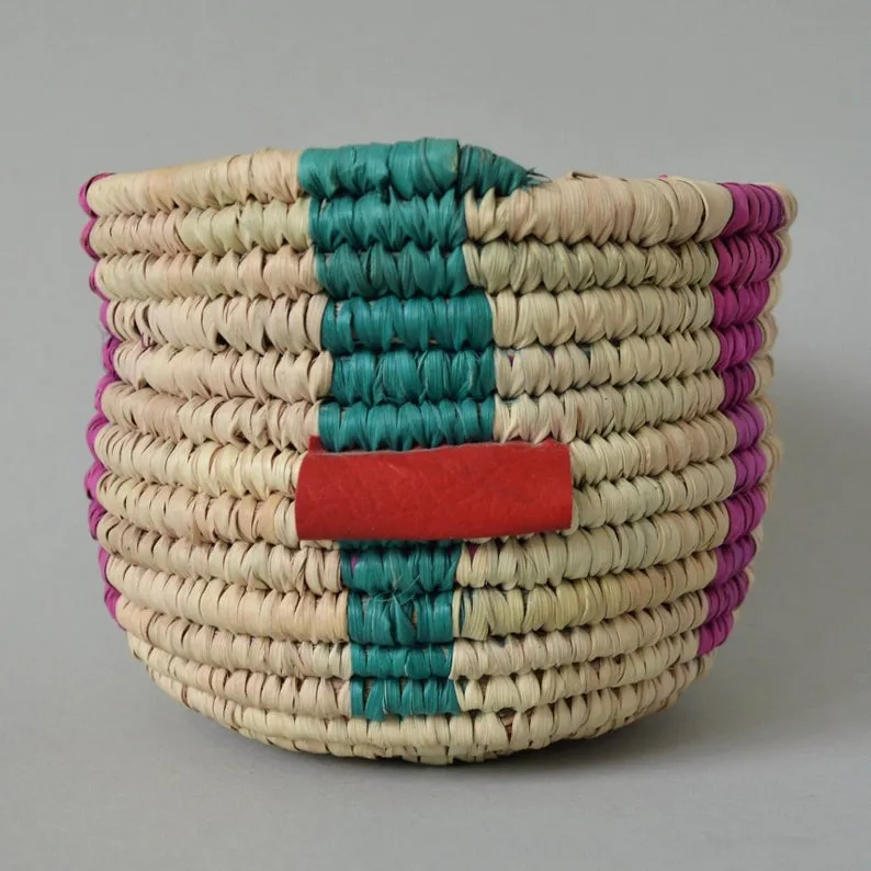 Small wicker basket