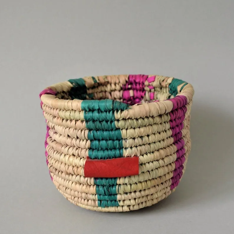 Small wicker basket