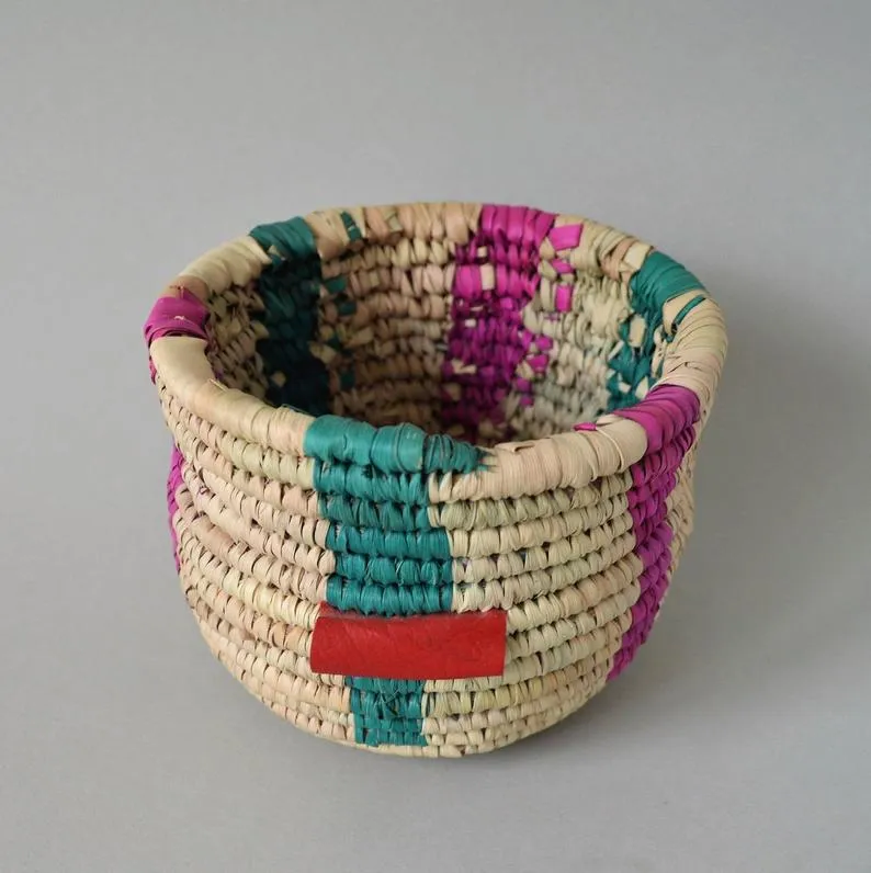 Small wicker basket