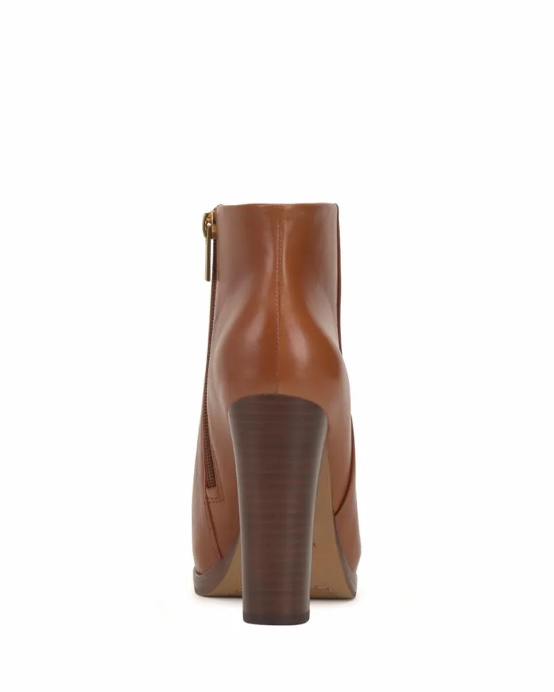 Vince Camuto CAYELSA WARM CARAMEL/COW DERBY