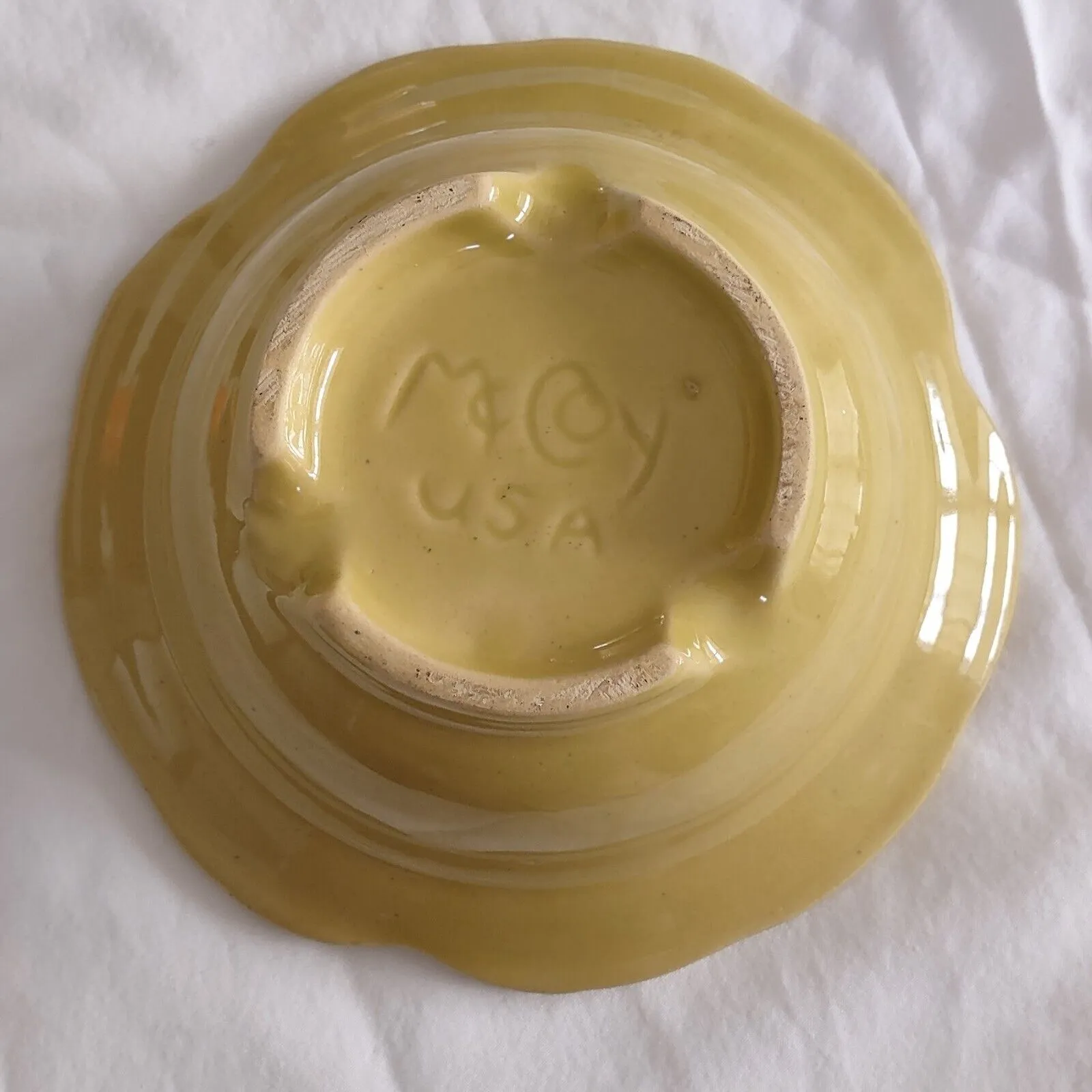 Vintage McCoy Mustard Yellow 6" Bowl with Swirl Pattern