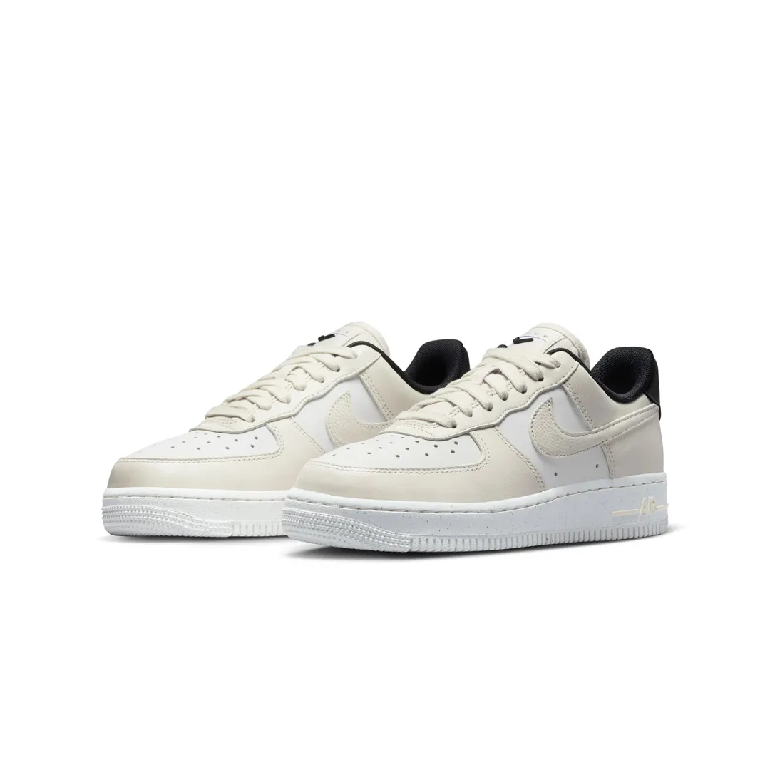 Zapatilla Nike NIKE WMNS AIR FORCE 1 '07 LX NBHD DZ2708 101 Mujer